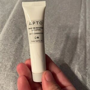 💙5/$10 NWT-Apto Moisture Retaining Day Lotion